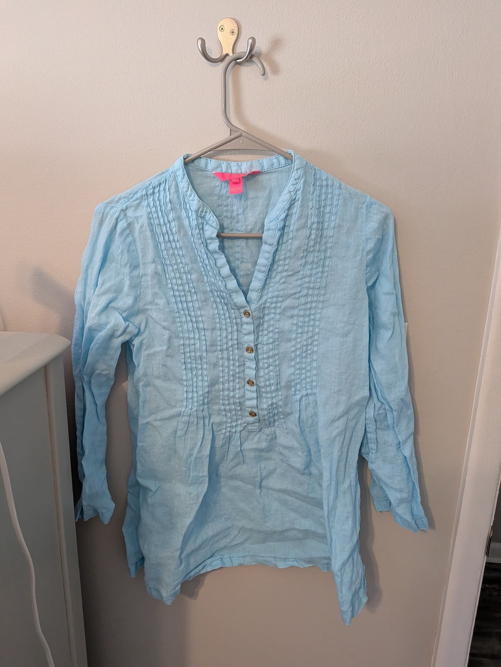 La Vie En Rose Light Blue Pintuck Button-Front Tunic